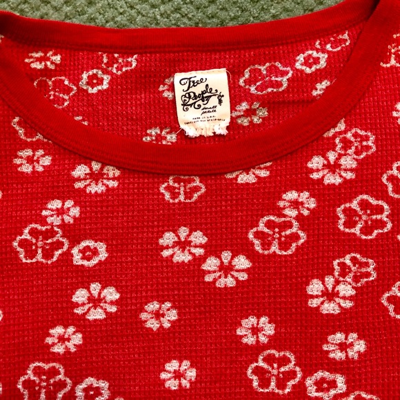 Vintage • Free People • Long-Sleeve Floral Top - Picture 2 of 4